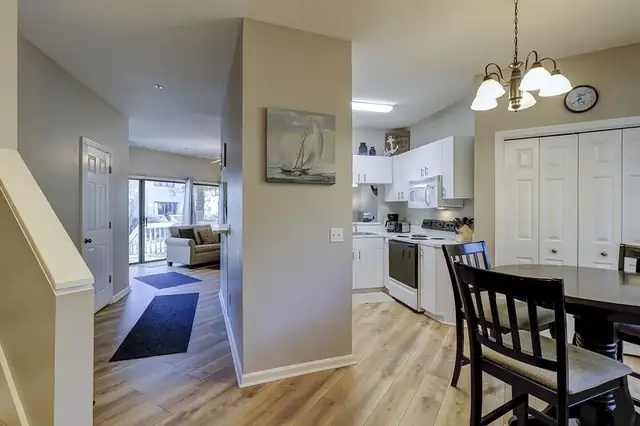 Kitchen at Ocean Breeze 39